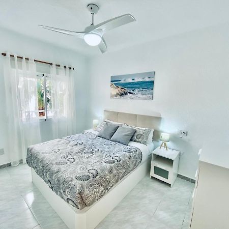 Amplio apartamento con vistas al mar, parking y wifi Alicante Exterior foto